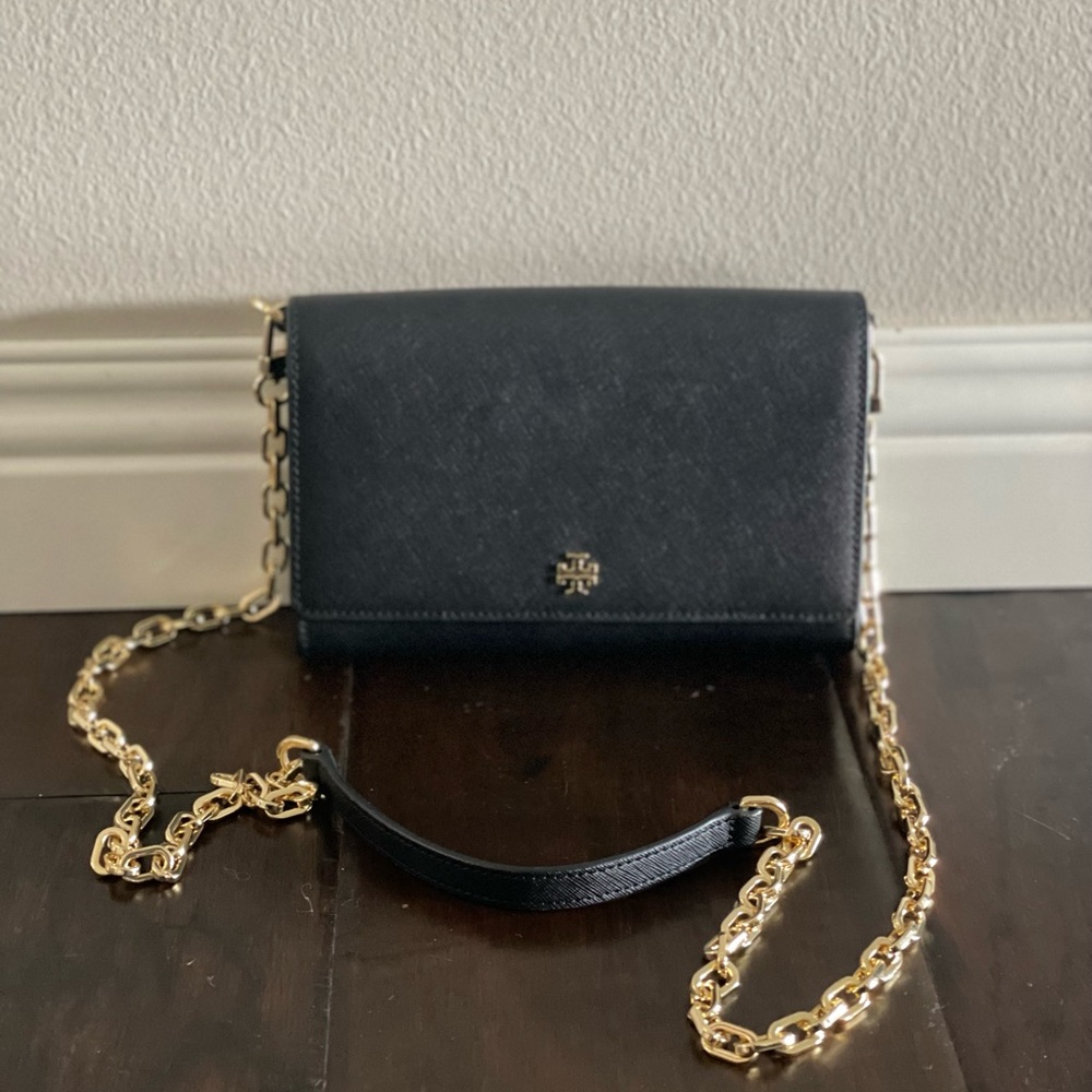 Tory Burch Emerson Chain Crossbody Wallet